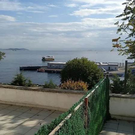 Magellan Sea View With Balcony